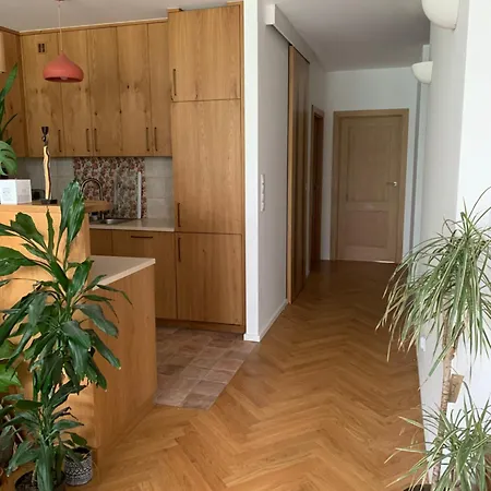 Apartment Premium - Metro & Parking Warsaw